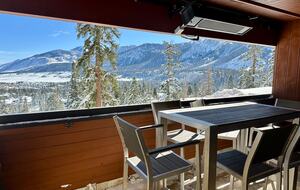 Elegant Ski-in/Ski-out Condo with Panoramic Views - Mammoth Lakes, California