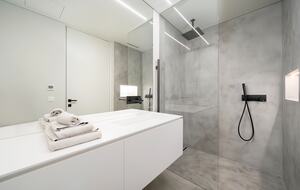 Elegant Modern Living in Vilas Alvas - Vale do Lobo, Portugal