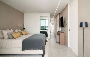 Elegant Modern Living in Vilas Alvas - Vale do Lobo, Portugal