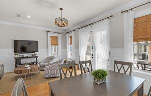 Coastal Charmer with Timeless Design in Seacrest Beach - Seacrest Beach, Florida