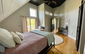 Charming Mount Holly Retreat on Six Private Acres - Mount Holly, Vermont