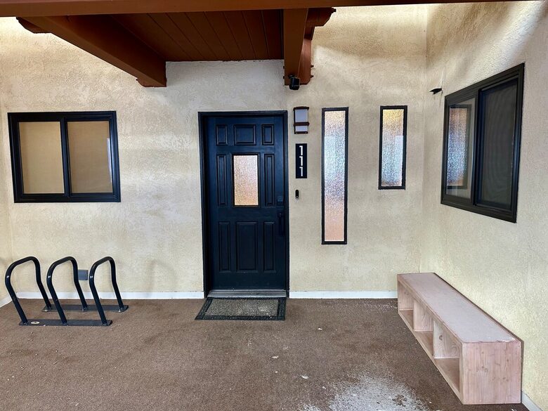 Elegant Ski-in/Ski-out Condo with Panoramic Views - Mammoth Lakes, California