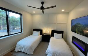 Serenity and Sophistication on Golf Course - Show Low, Arizona