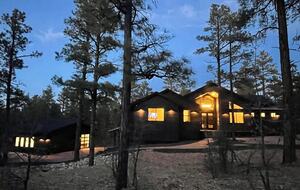 Serenity and Sophistication on Golf Course - Show Low, Arizona