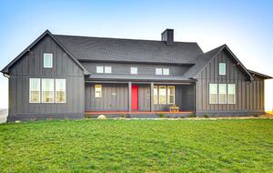 Tranquil Comfort with Forest & Lake Views - Hilham, Tennessee