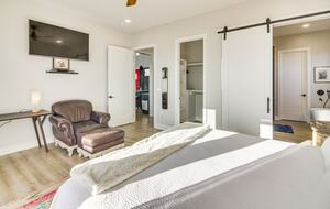 Tranquil Comfort with Forest & Lake Views - Hilham, Tennessee