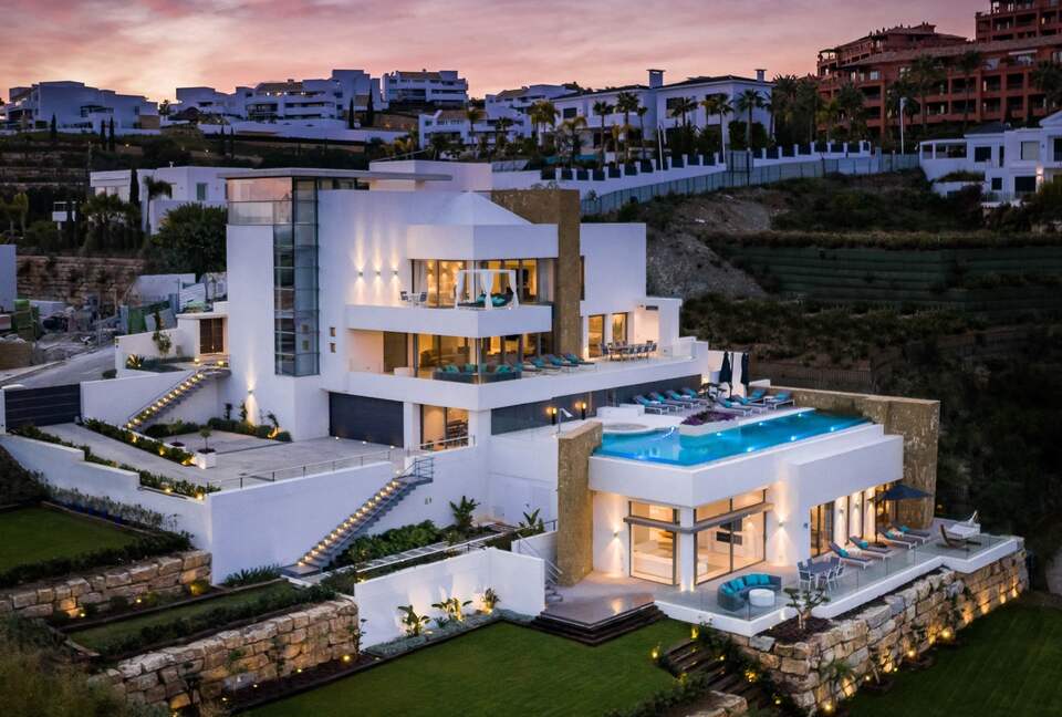 Villa Phoenix (R) - Benahavis, Spain