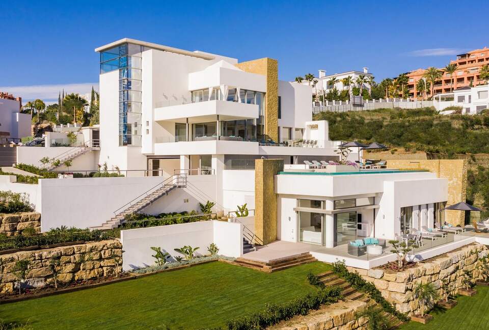 Villa Phoenix (R) - Benahavis, Spain