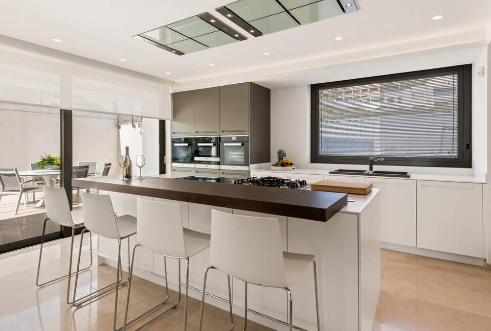 Villa Phoenix (R) - Benahavis, Spain