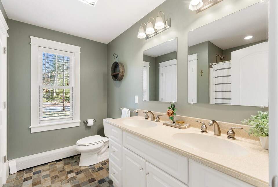 Grace by the Bay | An Elegant Cotuit Escape - Barnstable, Massachusetts