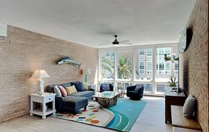 Relaxed Waterfront Living on the Texas Coast - Port Aransas, Texas