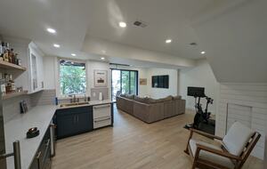 Serene Lakefront Retreat with Modern Comforts - Mount Juliet, Tennessee