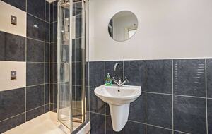 A Refined Cotswold Retreat with Countryside Elegance - Salford, United Kingdom