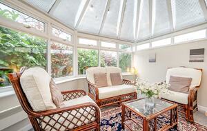 Elegant Cotswold Retreat Near Bourton-on-the-Water - Bourton-on-the-Water, United Kingdom