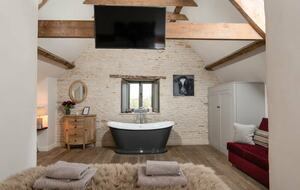 Rustic-Chic Barn Conversion in Leighterton - Leighterton, Tetbury, United Kingdom