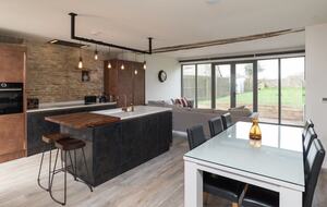 Rustic-Chic Barn Conversion in Leighterton - Leighterton, Tetbury, United Kingdom