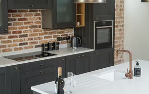 Cotswold Former Post House with Countryside Charm - Leighterton, Tetbury, United Kingdom