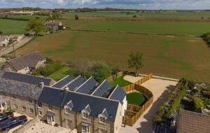 Cotswold Former Post House with Countryside Charm - Leighterton, Tetbury, United Kingdom