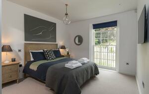 Elegant Georgian Penthouse with Panoramic Bath Views - Bath, United Kingdom