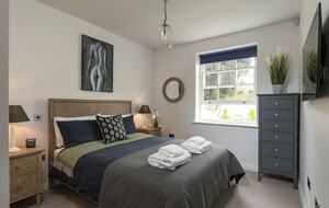 Elegant Georgian Penthouse with Panoramic Bath Views - Bath, United Kingdom