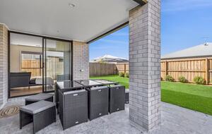 Modern Seaside Sophistication in Ocean Grove - Ocean Grove, Australia