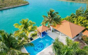 Secluded Island Oasis with Panoramic Water Views - Freeport, Bahamas