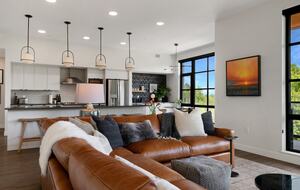 Contemporary Riverfront Living near Downtown Missoula - Missoula, Montana