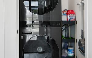 Contemporary Riverfront Living near Downtown Missoula - Missoula, Montana