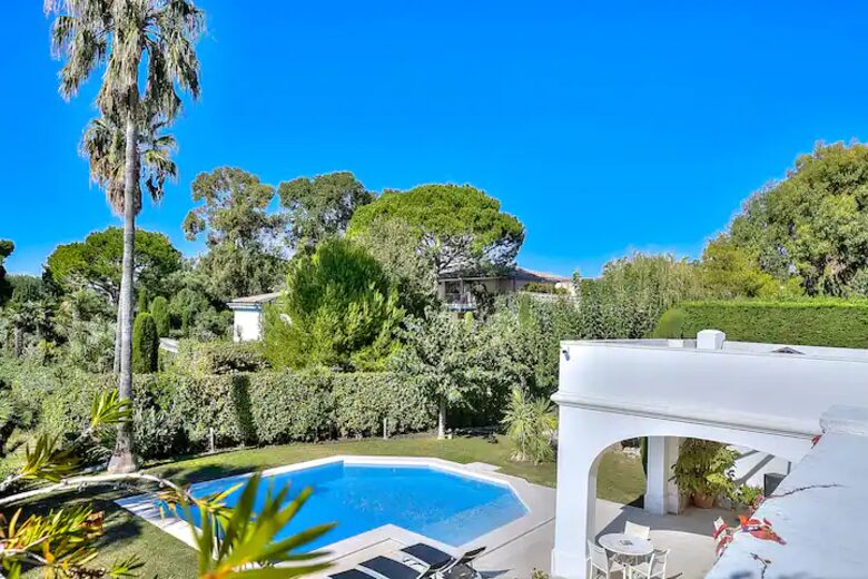 Villa Marsanne | Elegant Private Estate with Panoramic Bay Views - Cap D'Antibes, France