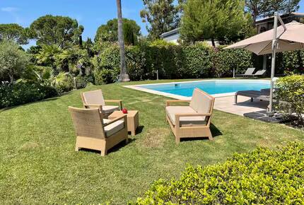 Villa Marsanne | Elegant Private Estate with Panoramic Bay Views - Cap D'Antibes, France