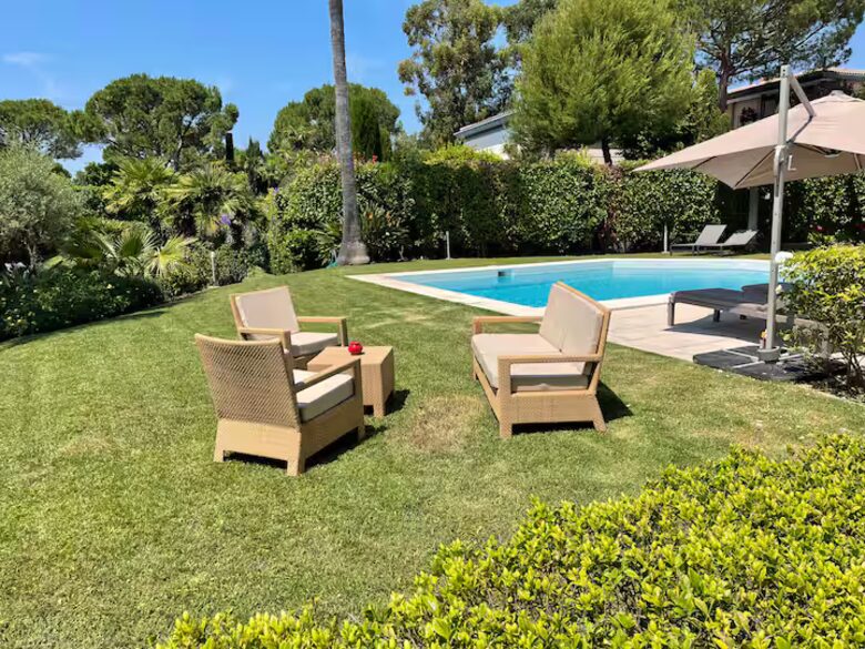 Villa Marsanne | Elegant Private Estate with Panoramic Bay Views - Cap D'Antibes, France