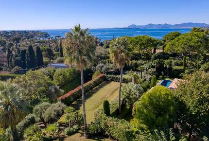 Villa Marsanne | Elegant Private Estate with Panoramic Bay Views - Cap D'Antibes, France