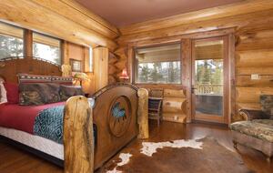 Grand Big Sky Ski In/Ski Out Lodge | Moon Rider - Big Sky, Montana