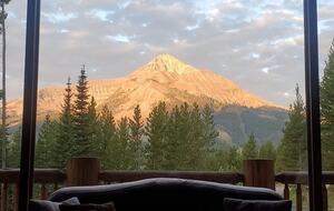 Grand Big Sky Ski In/Ski Out Lodge | Moon Rider - Big Sky, Montana