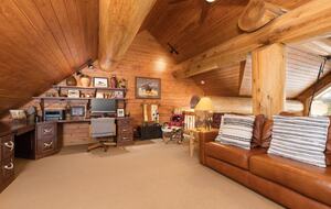 Grand Big Sky Ski In/Ski Out Lodge | Moon Rider - Big Sky, Montana