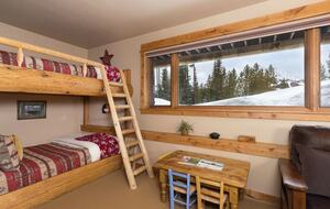 Grand Big Sky Ski In/Ski Out Lodge | Moon Rider - Big Sky, Montana