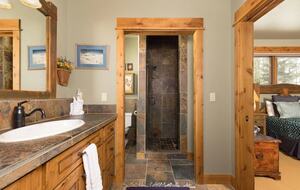 Grand Big Sky Ski In/Ski Out Lodge | Moon Rider - Big Sky, Montana