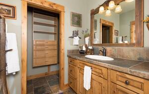 Grand Big Sky Ski In/Ski Out Lodge | Moon Rider - Big Sky, Montana