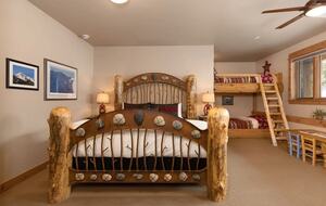 Grand Big Sky Ski In/Ski Out Lodge | Moon Rider - Big Sky, Montana