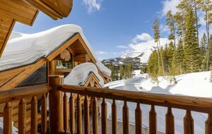 Grand Big Sky Ski In/Ski Out Lodge | Moon Rider - Big Sky, Montana