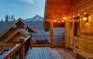 Grand Big Sky Ski In/Ski Out Lodge | Moon Rider - Big Sky, Montana