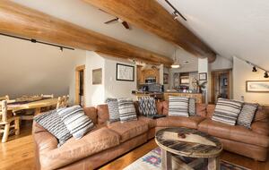 Grand Big Sky Ski In/Ski Out Lodge | Moon Rider - Big Sky, Montana