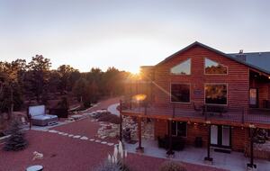 Starry Ridge Retreat Near Zion’s East Gate - Mt.Carmel, Utah