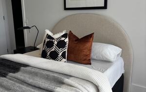 Designer Condo with Concierge & City Views - Brisbane, Australia