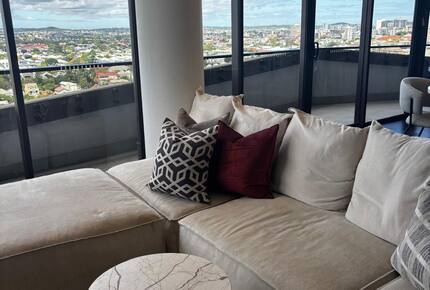 Designer Condo with Concierge & City Views - Brisbane, Australia