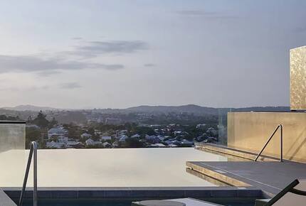 Designer Condo with Concierge & City Views - Brisbane, Australia