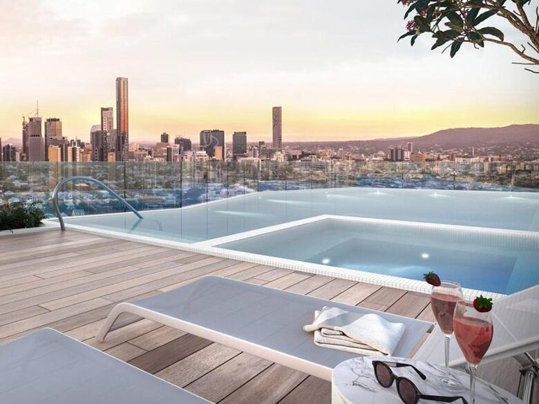 Designer Condo with Concierge & City Views - Brisbane, Australia