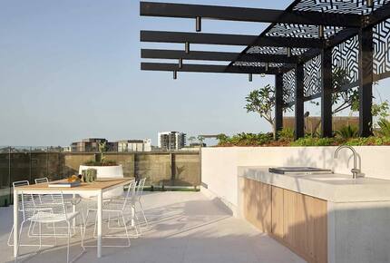 Designer Condo with Concierge & City Views - Brisbane, Australia