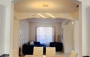 Elegant Solana Retreat Near Orlando’s Top Attractions - Davenport, Florida