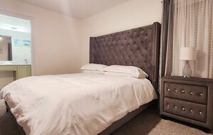 Elegant Solana Retreat Near Orlando’s Top Attractions - Davenport, Florida